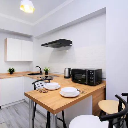 New And Cozy Studio In The Best Area! 3 Almaty Exterior photo